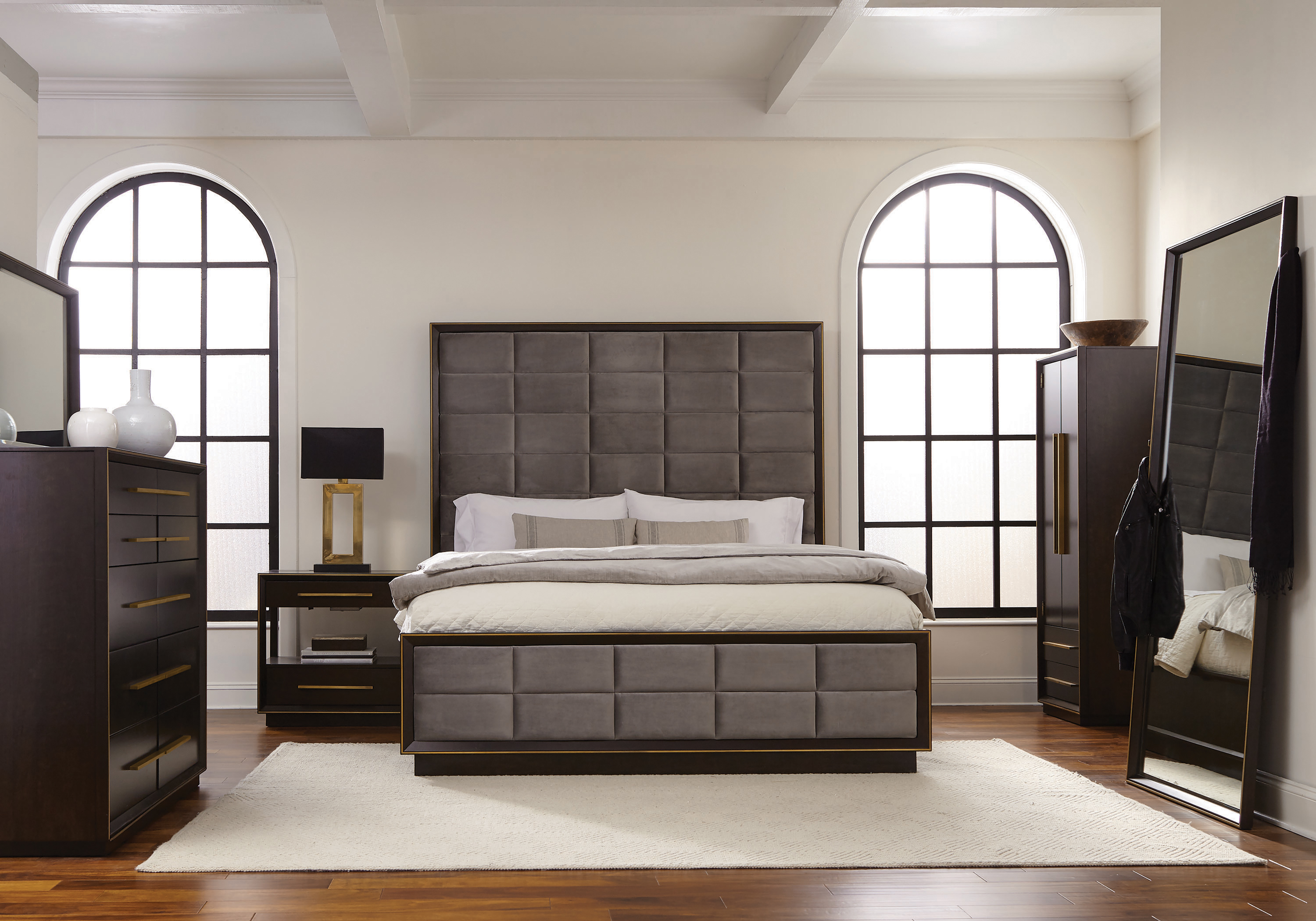 Luddington Panel Bedroom Set Grey And Smoked Peppercorn